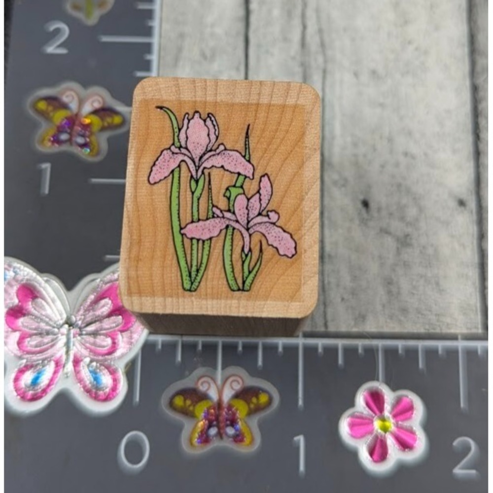 Hero Arts Iris Flowers Plants Rubber Stamp Wood #M84